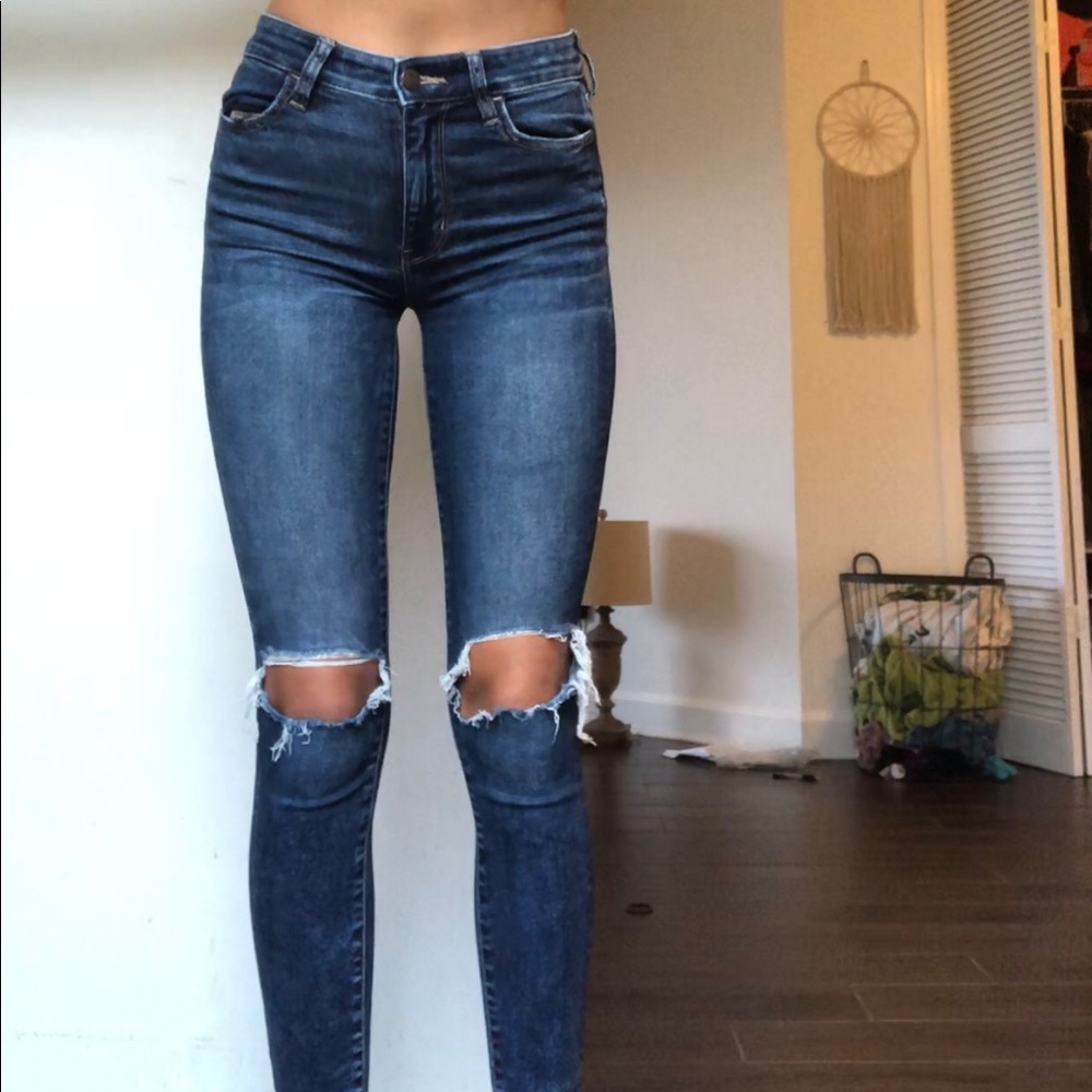 american eagle ripped jeans dark wash
